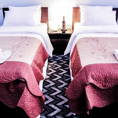 Royal Georgia Hotel Tbilisi Buitenkant foto