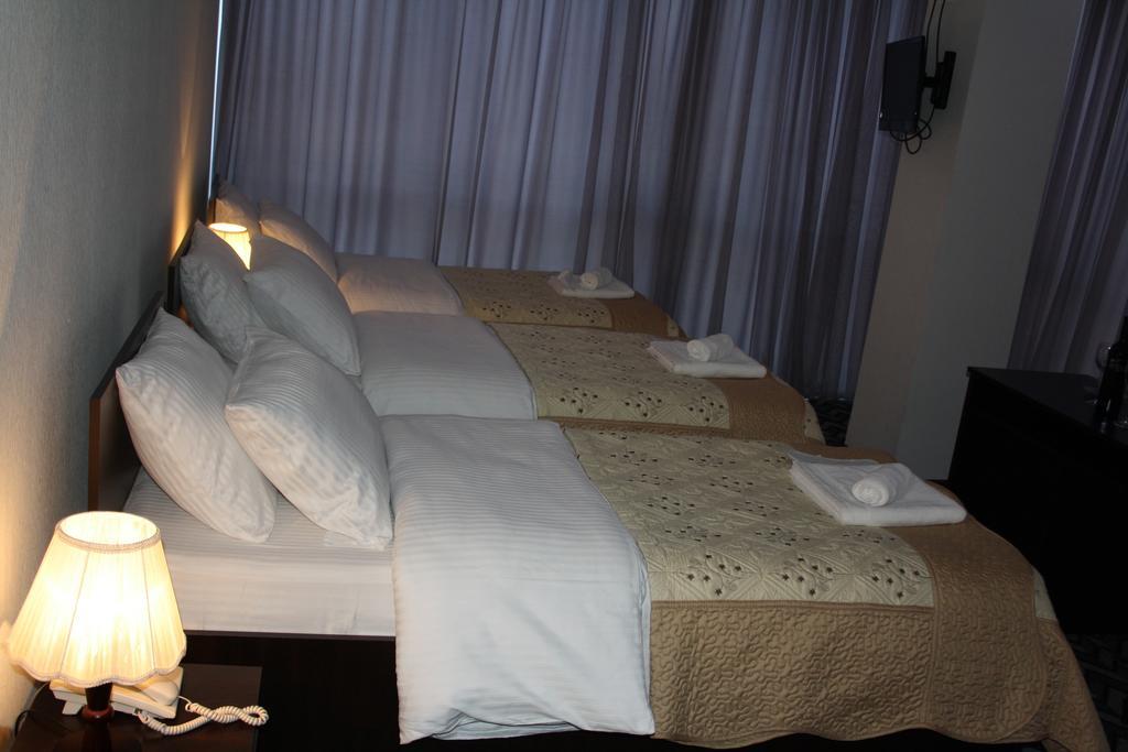 Royal Georgia Hotel Tbilisi Kamer foto