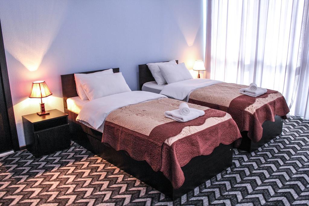 Royal Georgia Hotel Tbilisi Kamer foto