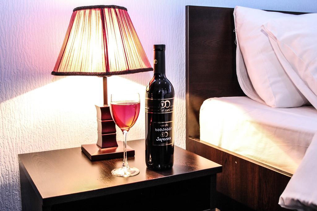 Royal Georgia Hotel Tbilisi Kamer foto